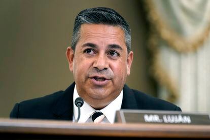 Latino Democrats shift from quiet concern to open opposition to