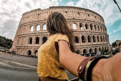 A selfie in front of the Colosseum in Rome. M. G.
