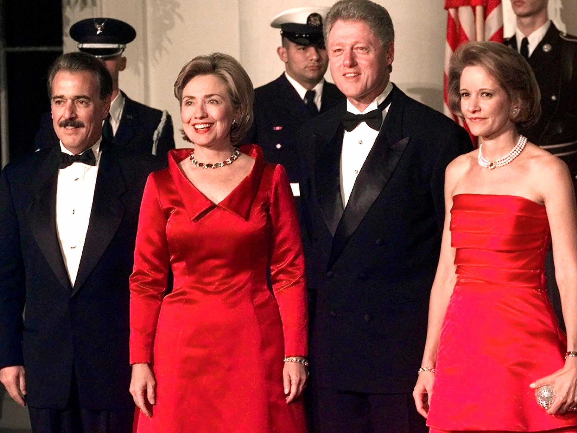 Hillary Clinton inaugurated as new Queen's University chancellor