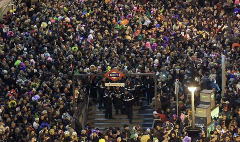 The entrance to Sol subway station on New Year’s Eve 2014.