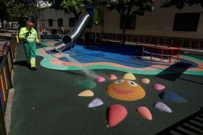 A play park is disinfected in the Spanish province of Ávila.