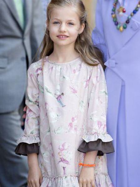 Leonor de Borbón will inherit the throne from her father.