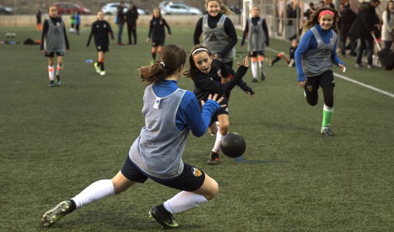 Practice for the players of Valencia’s Junior women soccer team.