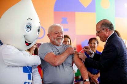 Brazil’s President Luiz Inácio Lula da Silva receives his fifth COVID shot, injected by his vice president – who is also a medical doctor – on Monday, March 6, 2023