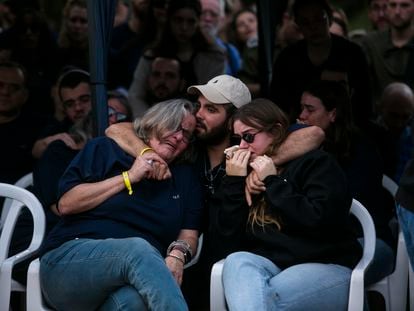 Family and friends of Alon Shamriz, one of the hostages shot by the Israeli army, during his funeral on Monday.