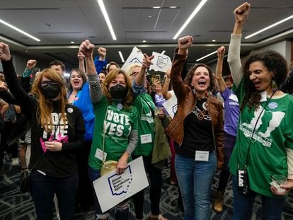 Supporters cheer following the announcement of the projected passage of Issue 1, a state constitutional right to abortion, at the Hyatt Regency Downtown in Columbus, Ohio, November 7, 2023.