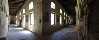 The current cloister in Salamanca cathedral.