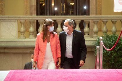 Together for Catalonia deputy Laura Borràs with Catalan premier Quim Torra. 