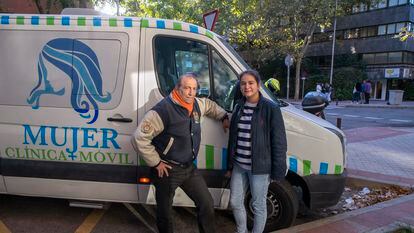 Pro-life campaigners Jesús Poveda and Marina Escrivá outside an abortion clinic in Madrid.