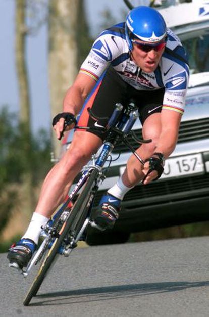 Lance Armstrong in action during a time trial stage of the Tour of Catalonia in 2000.
