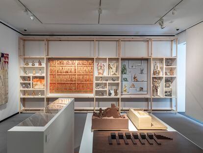 A room in the “Before America” exhibit at the Juan March Foundation features ceramics and textiles.