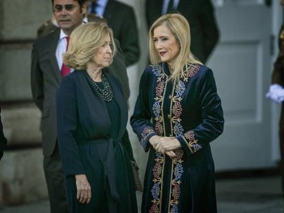 Cristina Cifuentes (r) during a state visit to Spain by the Portuguese president, Marcelo Rebelo Da Sousa.