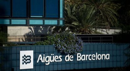 Aigües de Barcelona (Agbar) announced its move to Madrid.