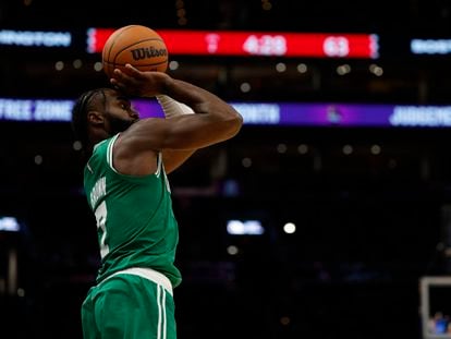 Oct 30, 2023; Washington, District of Columbia, USA; Boston Celtics guard Jaylen Brown (7) shoots the ball against the Washington Wizards in the second quarter at Capital One Arena. Mandatory Credit: Geoff Burke-USA TODAY Sports