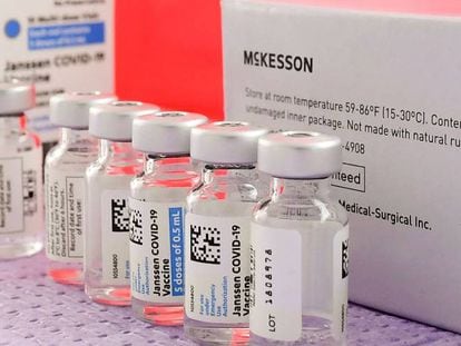 Janssen vials are expected to start arriving in Spain by April 15.
