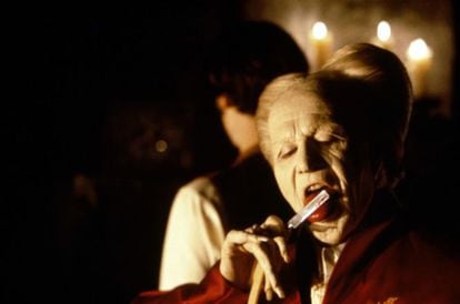Still from the film 'Dracula, by Bram Stoker', by Francis Ford Coppola (1992)