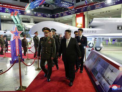 North Korean leader Kim Jong Un and Russia's Defense Minister Sergei Shoigu visit an exhibition of armed equipment on the occasion of the 70th anniversary of the Korean War armistice in this image released by North Korea's Korean Central News Agency on July 27, 2023.