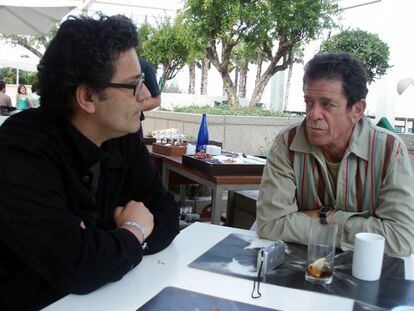 Julià was able to interview Lou Reed in 1980: "He was not just a rock star, but a great poet." They ended up becoming friends.