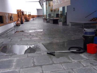 Water leaking into the exhibition space at Arqua.