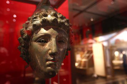 Kill, die and rise in the legions: London’s British Museum revisits the ...