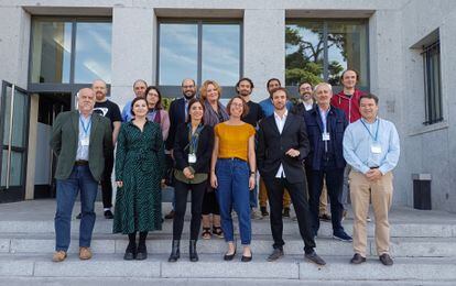 The consortium of the METATOOL project pose for a group photo before the inaugural launch at the Technical University of Madrid, circa October 2022. 