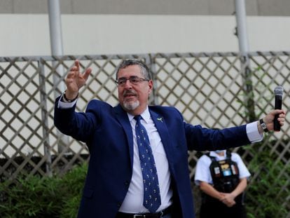 Presidential candidate Bernardo Arevalo of the Semilla political party gestures near the Public Ministry, in Guatemala City, Guatemala July 13, 2023.