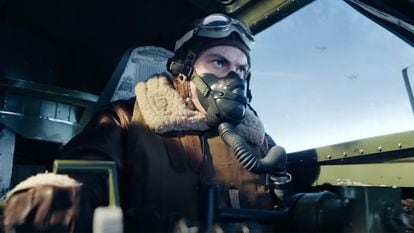 A B-17 pilot in the series 'Masters of the Air'