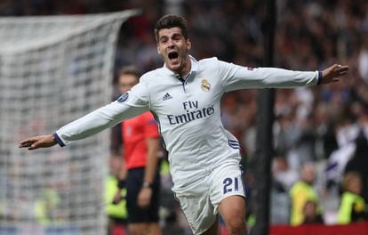 Álvaro Morata celebrates Madrid's winning goal.