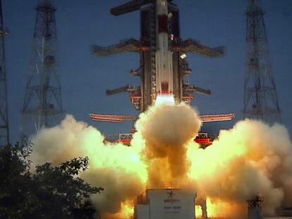 A live coverage shows Indian Space Research Organisation's Aditya-L1 mission payloads blasting off from a launch pad aboard the Polar Satellite Launch Vehicle (PSLV) XL rocket, at Birla Industrial and Technological Museum (BITM) in Kolkata, India, 02 September 2023.