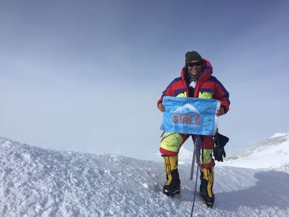 Silvia Vásquez-Lavado during her climb of Macizo Vinson in Antarctica.