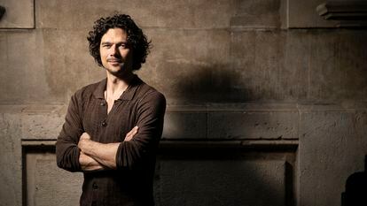 Australian actor and novelist Luke Arnold, who plays Long John Silver in the series 'Black Sails'.