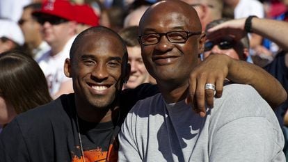 Kobe Bryant and his father, Joe, at a baseball game in Los Angeles in June 2009.