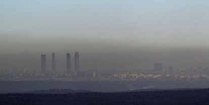 Pollution over the Madrid skyline: experts say traffic has to be reduced to bring down ozone levels.