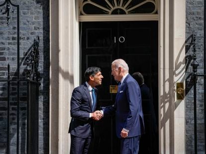 Rishi Sunak and Joe Biden outside 10 Downing Street on Monday.