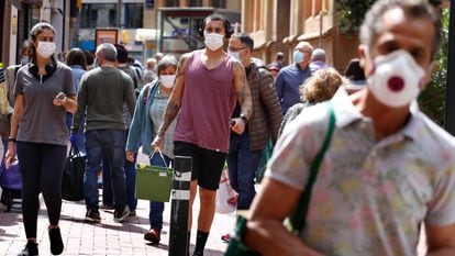 Coronavirus en España: uso obligatorio de mascarillas en España: lo que necesitas saber sobre la nueva normativa |  la sociedad