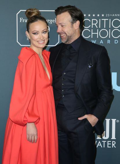Olivia Wilde and Jason Sudeikis at an awards ceremony in Santa Monica, California, on January 12, 2020.