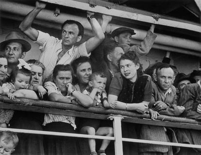 Haifa, May-June 1949. Thousands of Jewish immigrants from all over Eastern Europe, Turkey and Tunisia arrive by boat to Palestine.