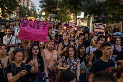 A demonstration following the murder of Cuban refugee Anna Hernández in Athens. 