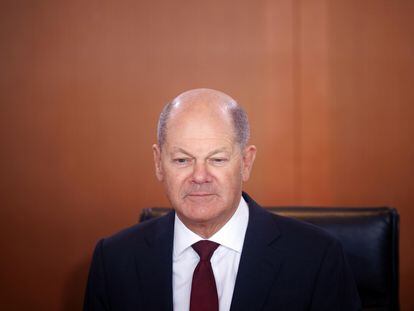 German Chancellor Olaf Scholz looks on during the weekly cabinet meeting of the German government in Berlin, Germany, 17 January 2024.