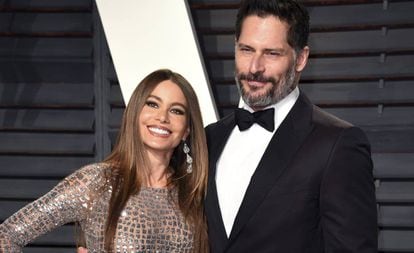 Sofia Vergara and her husband, actor Joe Manganiello, at the Vanity Fair Oscars party in 2017. 