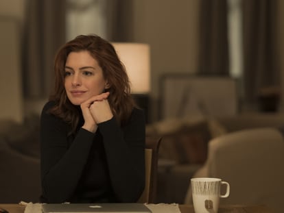 Anne Hathaway, en un capítulo de la primera temporada de 'Modern Love' (Prime Video).