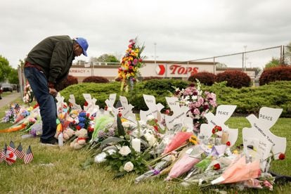 Tributes to the victims of the Buffalo shooting, in which 10 people were killed at a Tops supermarket.