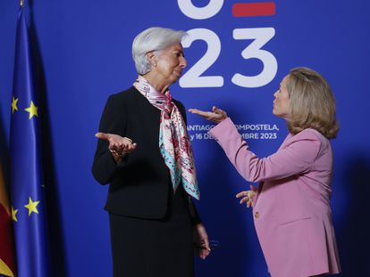 Spain’s First Vice President and Minister of Economic Affairs, Nadia Calviño, receives the President of the European Central Bank, Christine Lagarde, before Friday’s Eurogroup meeting in Santiago de Compostela, Spain.