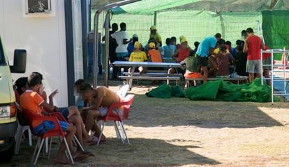 Migrants at a campground in Tarifa (Cádiz).