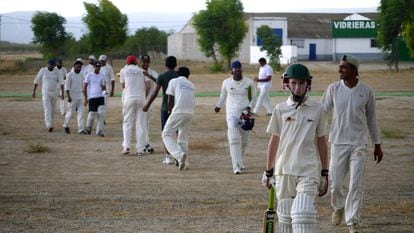 Cricket players after finishing a match in a field in Sonseca, Toledo, in this file photo.