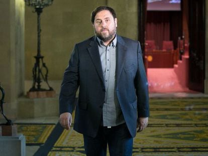 ERC leader Oriol Junqueras supports civil disobedience against Madrid.
