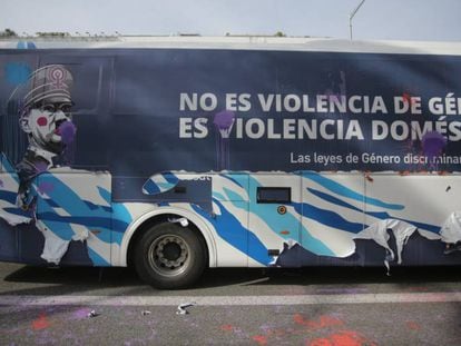 Protests against Hazte Oír bus in Barcelona (Spanish audio).