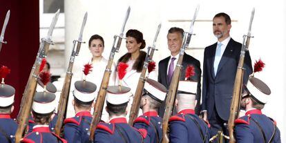 Spain's King Felipe and Queen Letizia with Macri and his wife Juliana Awada.