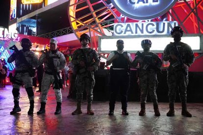 Mexican marines and National Guard troops patrol an area in the center of Cancun, in the Mexican state of Quintana Roo.