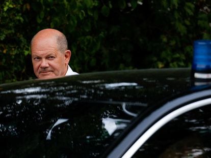 German Chancellor Olaf Scholz looks on as he visits the DLRG water rescue station Fasaneriesee in Munich, Germany, August 24, 2023.